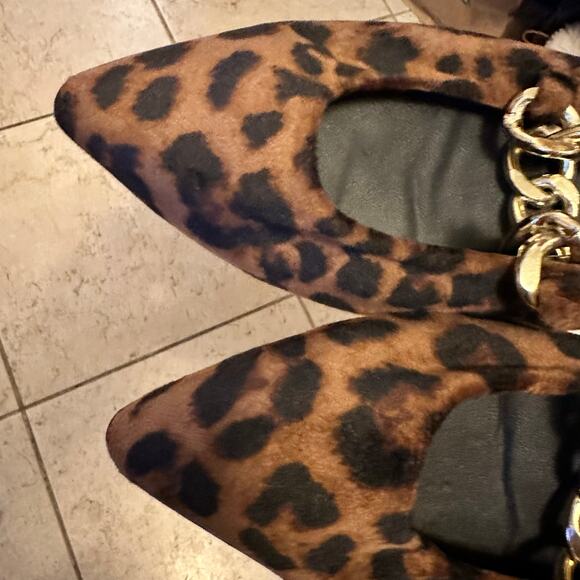Asos Design 7 Mary Jane Pointed Suede Ballet Flat Leopard Old Money Gold Chain - Picture 11 of 11